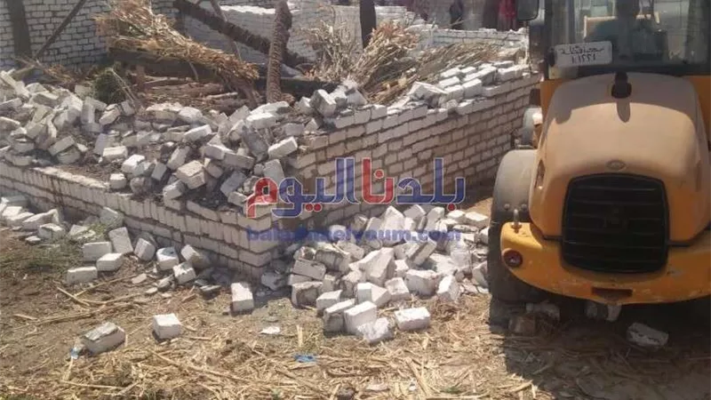الأجهزة الأمنية تقوم بإزالة التعديات على الأراضى الزراعية.. تفاصيل