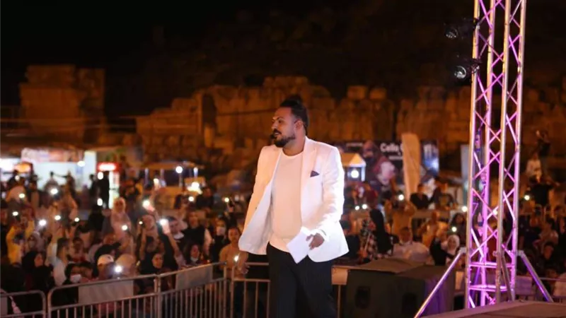 الإعلامى الأردنى عمرو الغزاوى يقدم فعاليات مهرجان جرش 2022