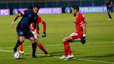 طاقم حكام إسباني يقود مواجه الأهلي وبيراميدز