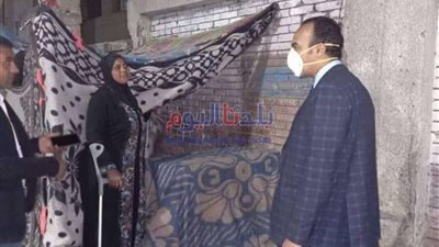 نائب محافظ المنيا يسٌلم 180 منزلا بعد إعادة تاهيلها بقري العدوة