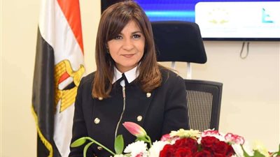 وزيرة الهجرة: نسعى لنقل المصريين المتوفين في حادث الإمارات لأرض الوطن