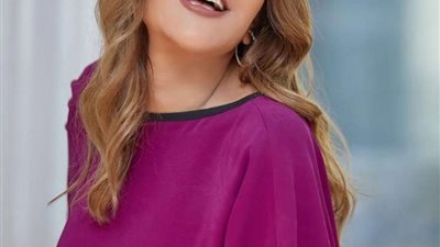 سميرة سعيد تشوق محبيها لأحدث أغانيها 