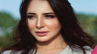 من منزلها.. ساندي تخطف الأنظار في أحدث ظهور لها