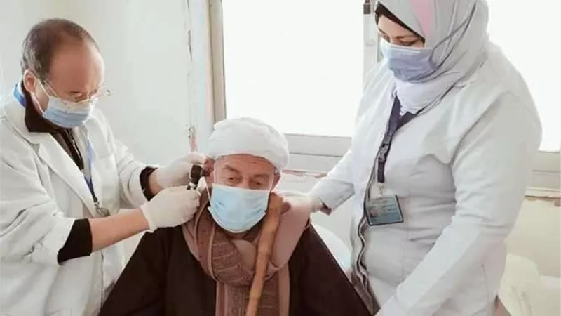 الصحة بالدقهلية: الكشف على 1235 مواطنًا خلال القافلة الطبية المجانية