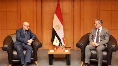 العنانى يستقبل سفير قبرص بالقاهرة قبيل انتهاء فترة توليه مهام منصبه كسفير لبلاده في القاهرة