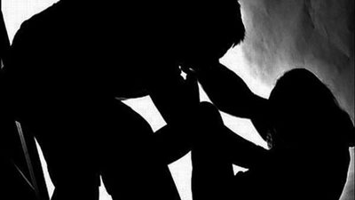 أهالي قرية  فى كينيا يقتلون شابا اغتصب مسنة عمرها 100 سنة.. تفاصيل