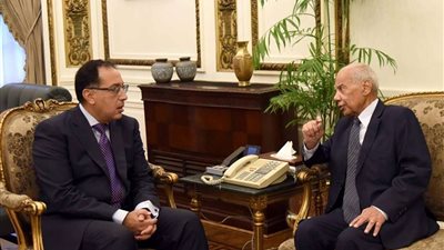حازم الببلاوي: الزيادة السكانية تهدد مستقبل الاقتصاد المصري