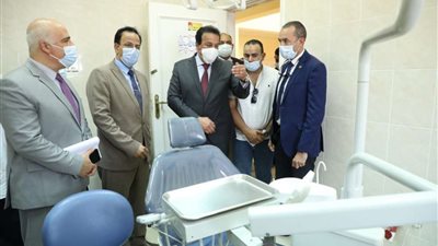 «عبدالغفار» يوجه بتقديم أوجه الرعاية الصحية لطفلة مصابة بمرض الشلل الدماغي