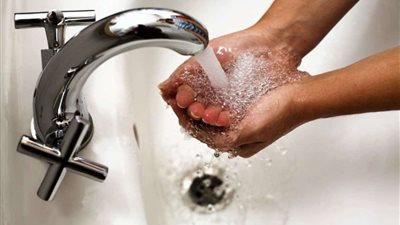 هل يجوز الوضوء في الحمام عاريا بعد الاستحمام؟.. دار الإفتاء تجيب
