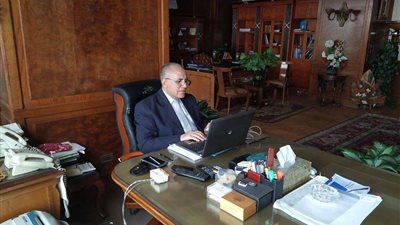 الزراعة والري يشكلان لجنة متابعة التحول إلى استخدام طرق الري الحديثة