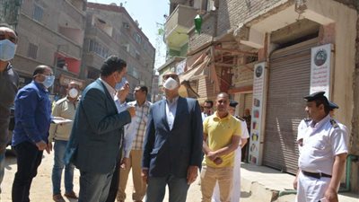 محافظ القليوبية يتابع إزالة 6 طوابق مخالفة ببرج سكني بطوخ