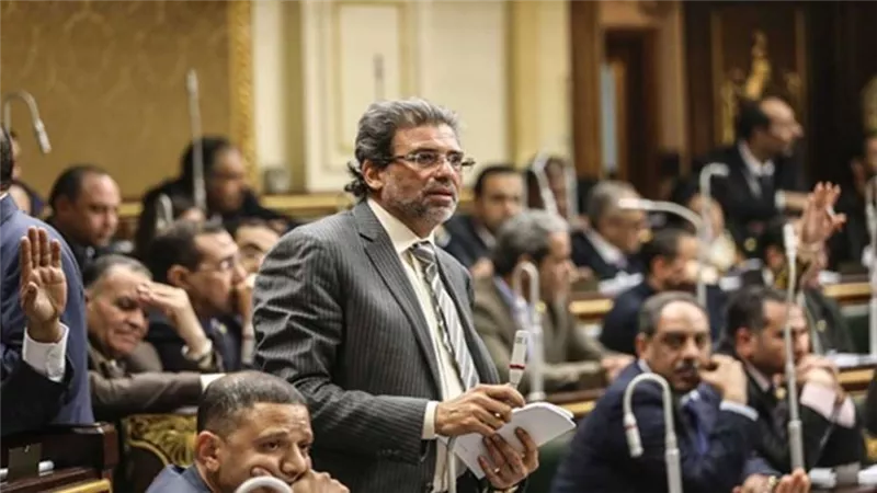 خالد يوسف يدافع عن برنامج 
