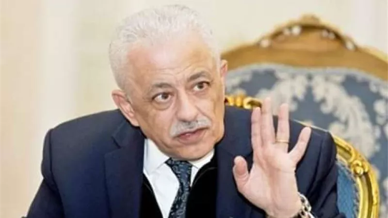 وزير التعليم يرسل رسالة تحذيرية لطلاب 