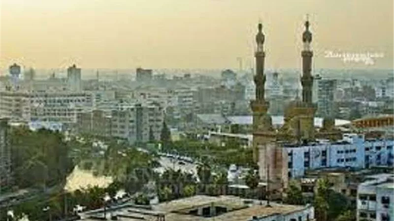 محافظ الشرقية: تكثيف حملات النظافة ورفع كفاءة الإنارة بشوارع وميادين المحافظة