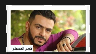 فنان يوجه رسالة قاسية لتامر حسني بسبب مساعديه