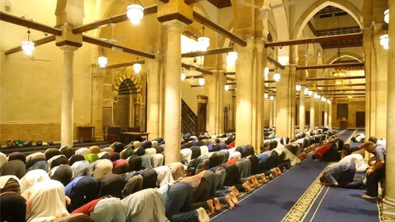 الجامع الأزهر يعلن خبر سار بشأن صلاة التراويح والتهجد