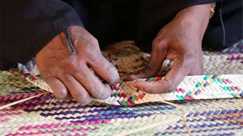 نائب محافظ المنيا عن خدمات الكورنيش: معرض دائم للحرف اليدوية ومساحاة واسعة للجلوس