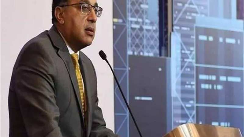 مدبولي: تجاوزنا الـ 7 أشهر من المخزون الاستراتيجي للقمح