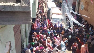تشييع 4 جثامين لضحايا حادث دهس تريلا لتوكتوك في دمياط
