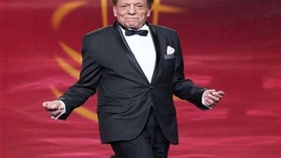 رامي إمام يكشف تفاصيل يوميات الزعيم بالحجر المنزلي (فيديو)