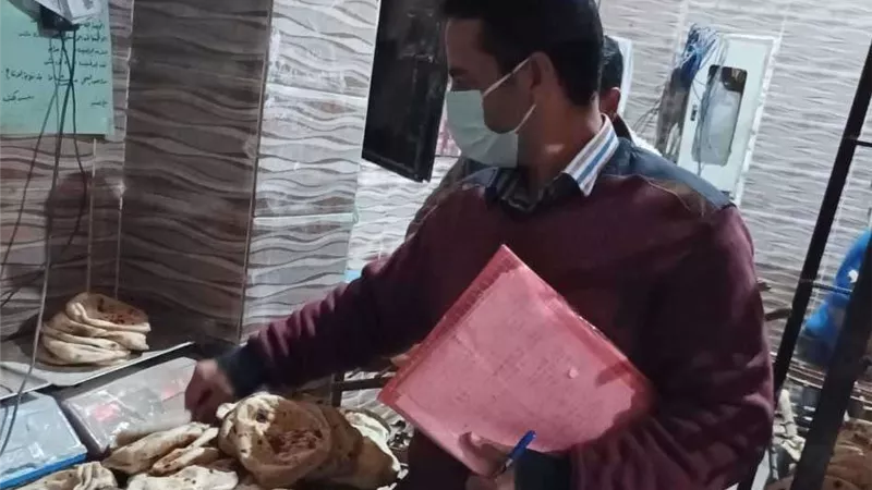 ضبط طن سماد مدعم و6000 كيس ملح طعام مقلد و7 مخابز مخالفة بالبحيرة