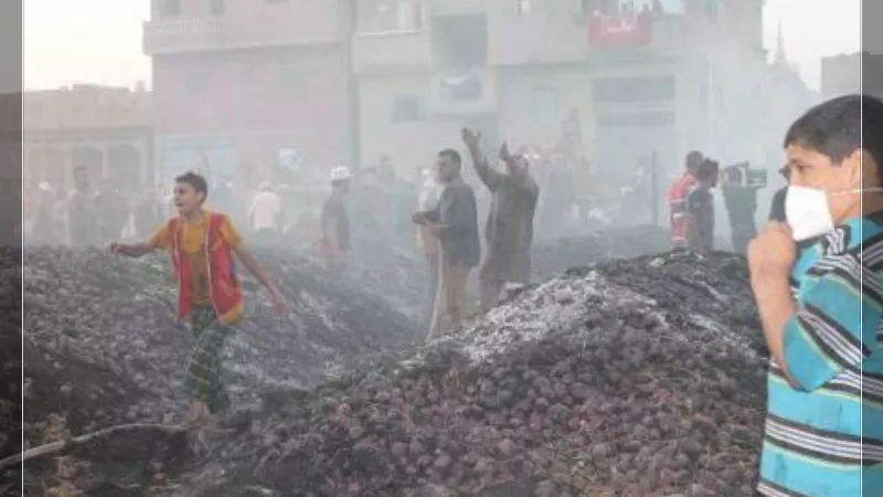 إصابة شخصين في حريق شونة خردة بالمحلة