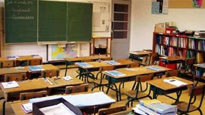 تفاصيل مثيرة.. طالب يبث فيديو إباحي مع معلمة أثناء شرح درس “أون لاين”