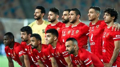 أحمد موسى: فريق الأهلي في المستشفى.. واللعيبة عندهم ماتش كل 7 ساعات