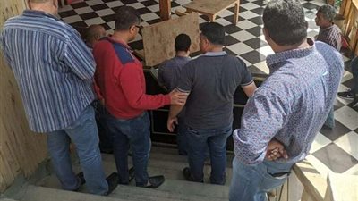 شاهد.. إغلاق وتشميع كافيه وقت الإفطار بالإسكندرية