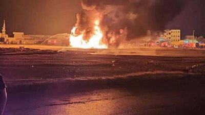 لهذا السبب.. النيران تشتعل في برج الشارقة بالإمارات