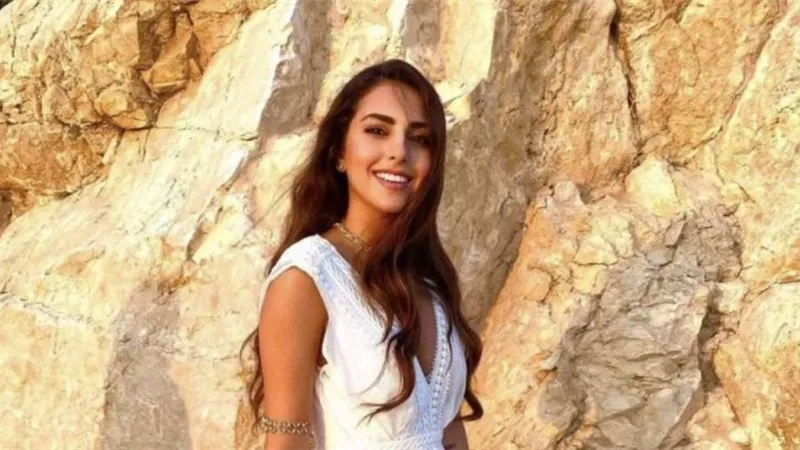 شاهد.. فاليري أبو شقرا تخطف قلوب المتابعين من إجازتها في إيطاليا