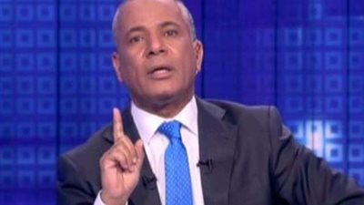 شاهد.. أحمد موسى عن شكوى العالقين من الإقامة بالمدن الجامعية: 