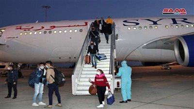 وصول سوريين من روسيا إلى دمشق.. وحجر صحي إلزامي