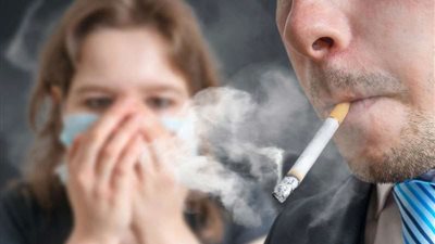 استشاري أورام: استخدام المتعلقات الشخصية للمدخنين يسبب السرطان