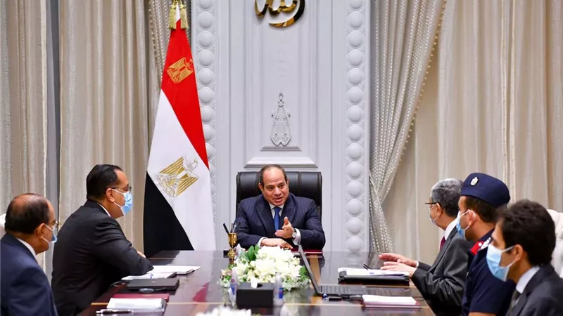 الرئيس السيسي يتابع مشروعات الاستصلاح الزراعي