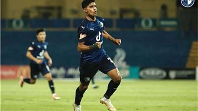 ما هي حقيقة تمرد إبراهيم عادل على بيراميدز ؟