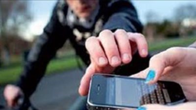 اعتراف عاطلان بكواليس سرقة المواطنين بالإكراه.. التفاصيل