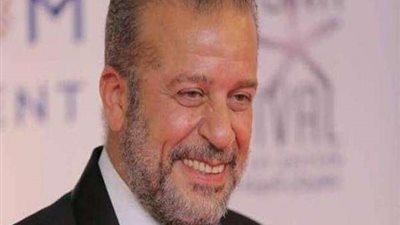 بعد بناته.. شريف منير يحذف صور زوجته ويلغي متابعتها