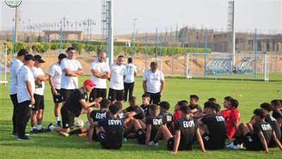 منتخب الناشئين يخوض مرانه الأول بالجزائر استعدادا للسعودية