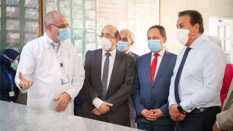 «عبدالغفار» يتفقد مستشفى صدر المعمورة ويؤكد على أهمية تشخيص الأمراض الصدرية