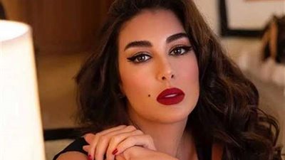 ياسمين صبري تفاجئ جمهورها بـ فوتوسيشن جديد عبر 