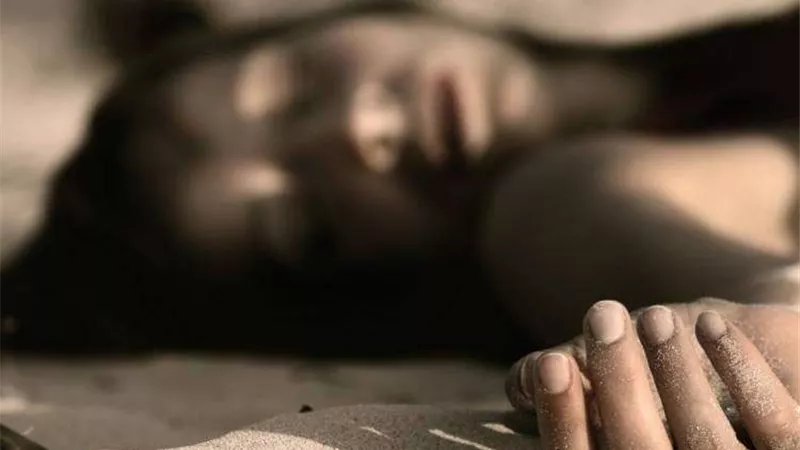 طالبة تشنق نفسها داخل غرفتها بـ كفر الشيخ لهذا السبب