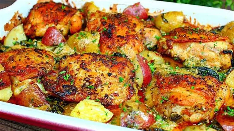 3 طرق بسيطة لعمل صينية فراخ بالبصل