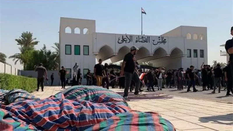 القضاء العراقي يقرر استئناف العمل في المحاكم غدا