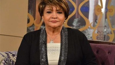 سناء منصور تكشف سبب دخولها المحكمة مع عبد الحليم