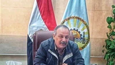 إنارة طريق كليوباترا حتى شاطئ الغرام ومدخل كورنيش الأبيض بمطروح