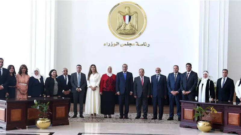 رئيس الوزراء يشهد مراسم توقيع بروتوكول تعاون بين 