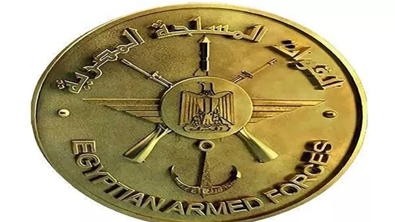 في لفتة إنسانية.. وزير الدفاع يزور مصابي العمليات الحربية بالمجمع الطبي