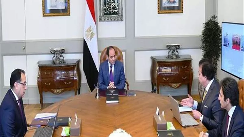 السيسي يستعرض مع مدبولي وعبد الغفار آليات تطوير التعليم العالي والبحث العلمي