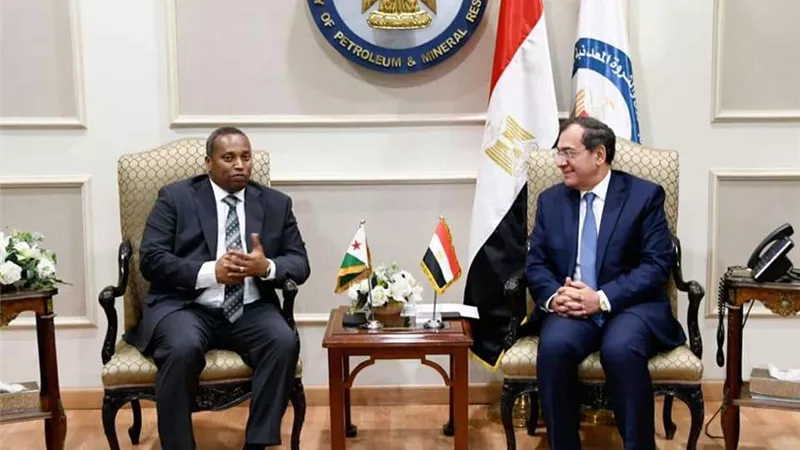 وزير البترول يبعث مع نظيره الجيبوتي سبل التعاون بين البلدين